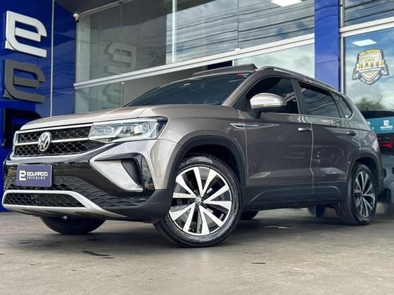 VOLKSWAGEN TAOS 1.4 250 TSI TOTAL FLEX HIGHLINE AUTOMÁTICO
